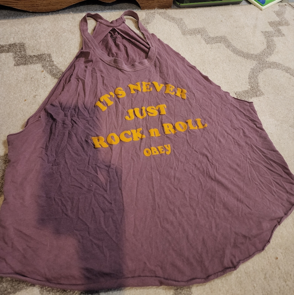 OBEY tank